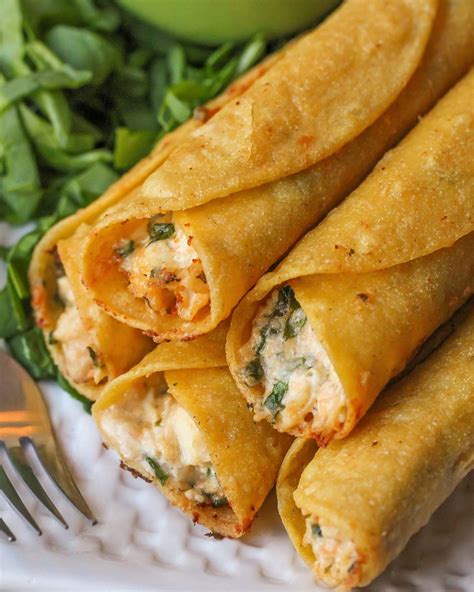 Cream Cheese And Chicken Taquitos Mexican Dishes Mexican Food Recipes Dinner Recipes Indian