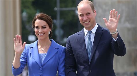 Just More Proof That Prince William And Kate Middleton Are So Perfectly In Sync See Photos