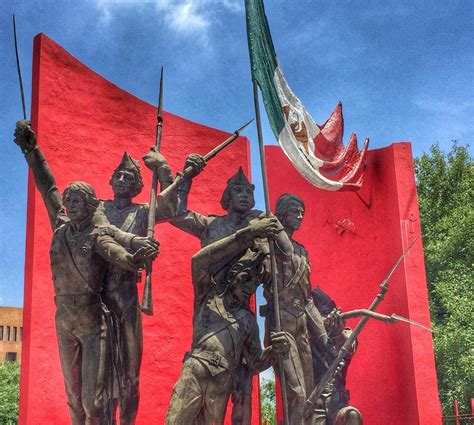 Monumento A Los Niños Héroes En Monterrey 4 Opiniones Y 6 Fotos