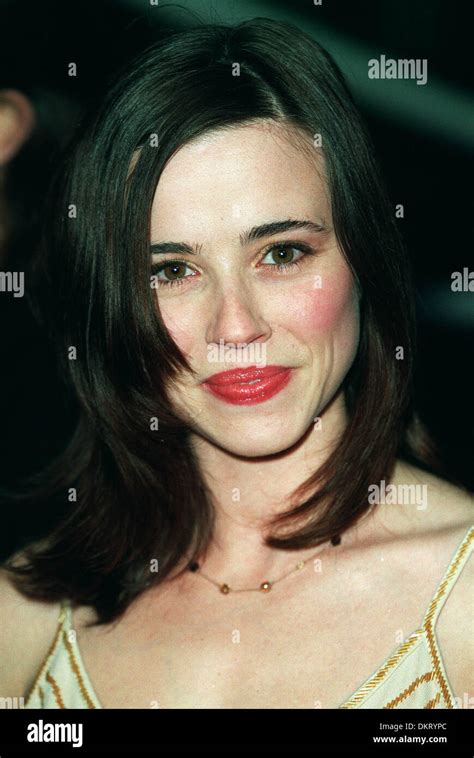 Linda Cardellini 2002 Hi Res Stock Photography And Images Alamy