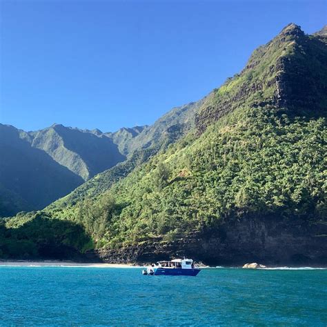 Na Pali Coast Snorkeling And Boat Tour