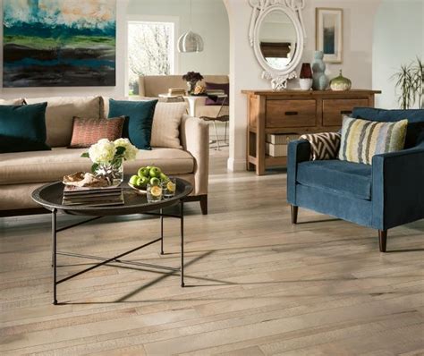 Armstrong Flooring Artistic Timbers™ Timbercuts™ Solid And