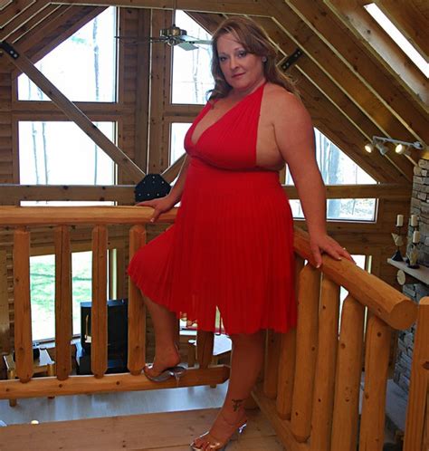 At A Cottage Near The Beach Red Dress Sexy Bbw Milf Gilf H Flickr