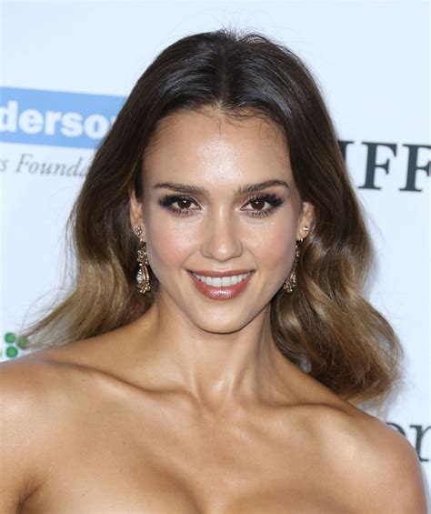 Celebrity Hair And Makeup How To Jessica Alba At The