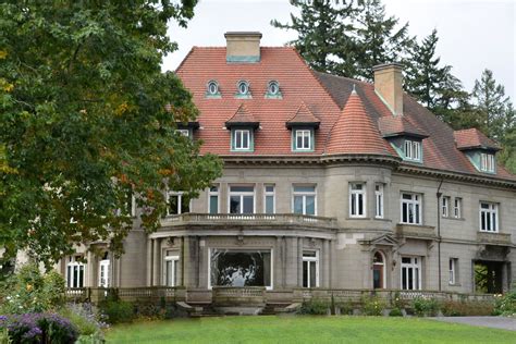 Pittock Mansion In Summer Oregon Visit Portland Portland Travel
