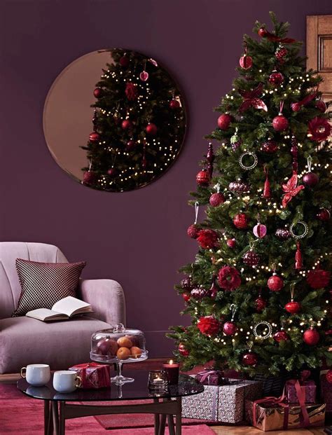 This Plum Christmas Tree Scheme Is Adorned With Jewel Like Pomegranat