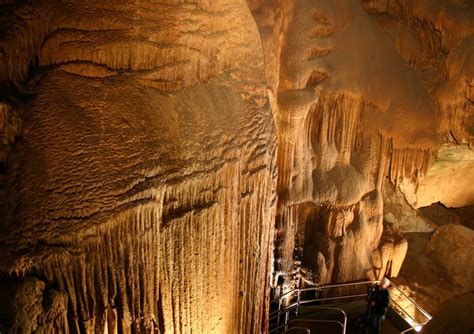 Kentucky Is Home To The Worlds Largest Cave System