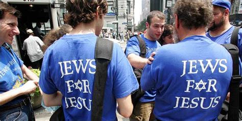 Jews For Jesus Hit Town And Find A Tough Crowd The New York Times