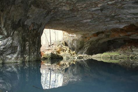 12 Tennessee Caves And Caverns That Will Make Your Jaw Drop