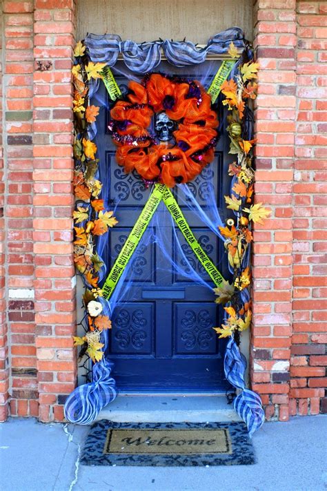 Halloween Front Door Decorating Jordans Easy Entertaining