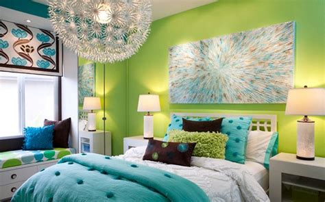 The wall is in grey lime green and white on sides of the room and in front the wall. 15 Bedrooms of Lime Green Accents | Home Design Lover
