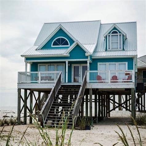 38 Popular Beach House Exterior Color Ideas Beachhouse In 2020 Dream