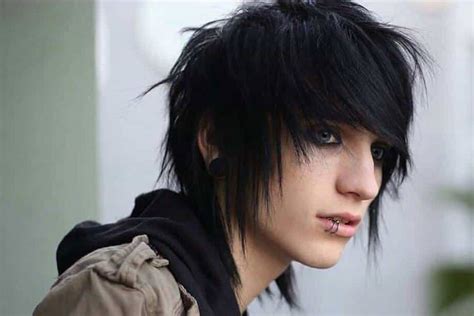 Cool Emo Hairstyles For Guys Guide