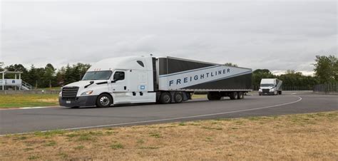 Daimler Trucks Opens Us Automated Driving Center Adas Autonomous