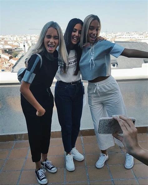Lisa And Lena With A Fan In Madrid Lisa Or Lena Chill Outfits Women