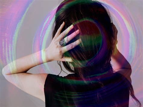 What Does A Migraine Aura Look Like Types Of Symptoms
