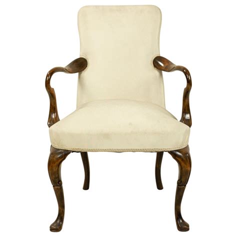 The iconic queen of love armchair is the first and the most loved product of the whole design of love collection: Queen Anne White Upholstered Walnut Armchair For Sale at ...