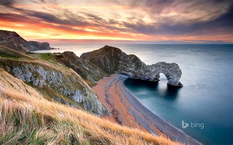 Durdle Door At Sunrise Dorset England Bing Wallpapers Sonu Rai