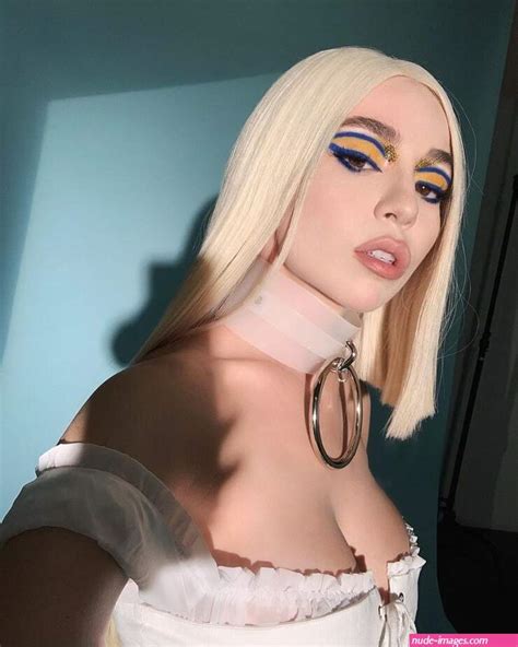Ava Max Displays Her Sexy Tits Nude Images