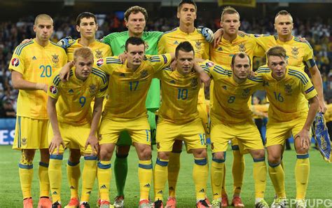 Но и северная ирландия не хотела проигрывать последний матч в сезоне. Евро-2016 - Украина - Северная Ирландия: Украина и ...