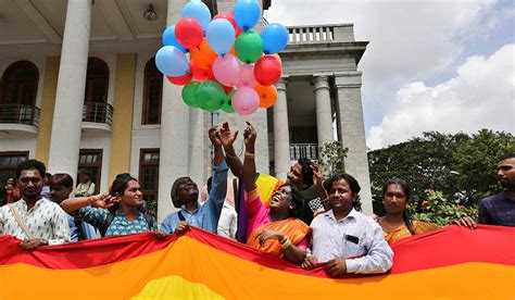 India Legalises Gay Sex After Law That Violates Citizens Rights