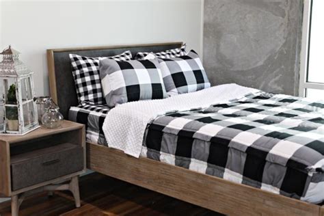 This beddy's zipper bedding has transformed both the boys' bedroom and the girls' bedroom into i've been terrible at forcing my kids to make their beds every day. Checked Out (Minky) - For RVs | Zip up bedding, White ...