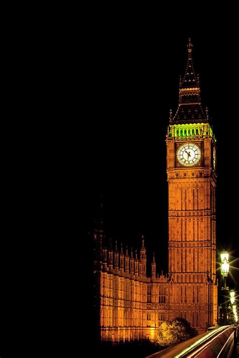 Londons Big Ben At Night Photograph By Kamil Swiatek Fine Art America
