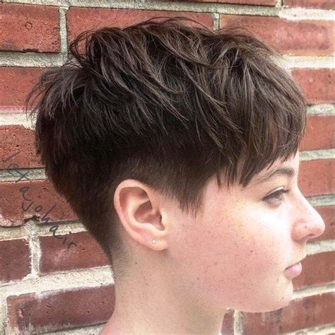 19 Best Short Pixie Haircuts To Give You A Ravishing Look