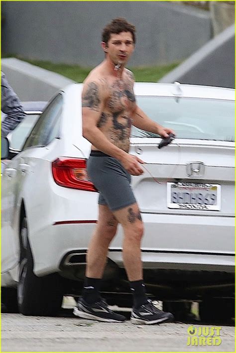 Photo Shia Labeouf Bares Ripped Tattooed Torso Going Shirtless In His