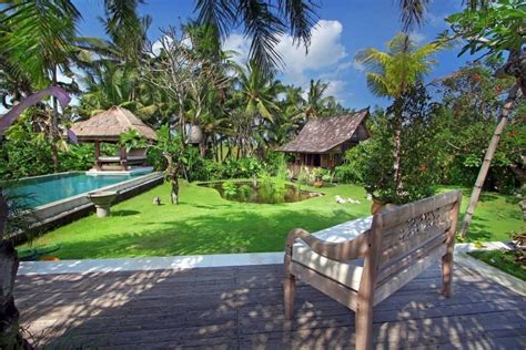 Pin Oleh Tropical Interiors Di Bali Style Home And Garden