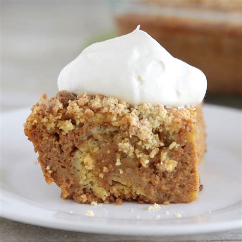 We have plenty of fruit cakes, yule logs and other traditional christmas cakes from around the world. easy pumpkin pie cake recipe {better than pumpkin pie!} - It's Always Autumn