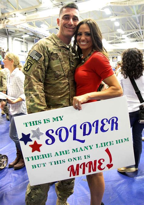 Soldiers Returning From Afghanistan Receive Heros Welcome At Fort Drum