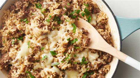 It is very common and you should have no problem finding it ground beef stew is made in the slow cooker and it will make your house smell amazing! Beef Stew Made With Lipton Onion Soup Mix - All you need is french onion soup mix, sour cream ...
