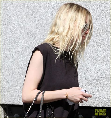 Elle Fanning Mom Joy Make It A Girls Day Out Shopping Photo 3185509