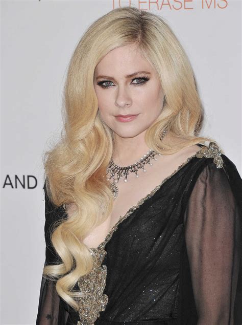 Avril Lavigne At The 25th Annual Race To Erase Ms Gala In Beverly Hills 04202018 5 Lacelebsco