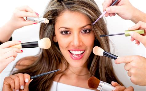 How Your Makeup And Style Choices Affect Your Personal Branding And