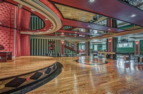 Just multiply the length and width of all applicable rooms in the home. 40,000 Square Foot Colorado Mega Mansion Re-Listed | Homes ...