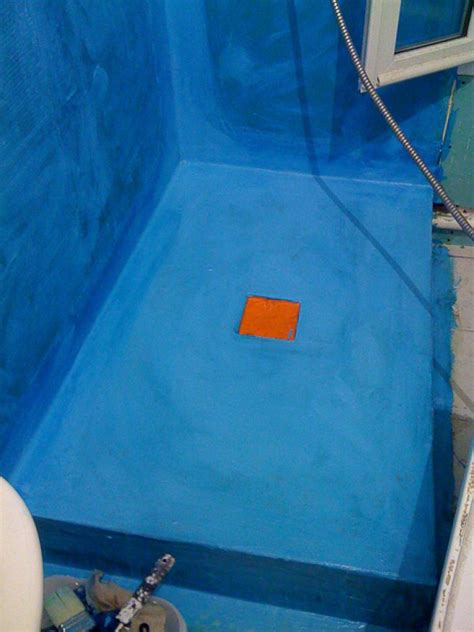 Pour la salle de bain, choisir un béton ciré intégrant une résine hydrofuge. Revetement hydrofuge salle de bain - Tendance déco tuiles ...