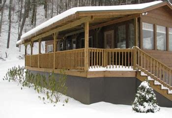 De accommodatie beschikt over een hot tub. western-nc-log-cabins-156 | Linville River Log Cabins