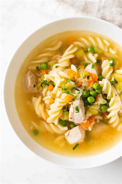 Sopa Instantánea De Fideos Con Pollo De Cocina Y Más