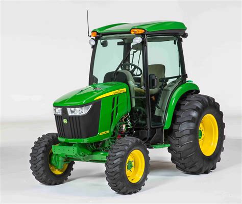 John Deere Intros 6 Compact Utility Tractors