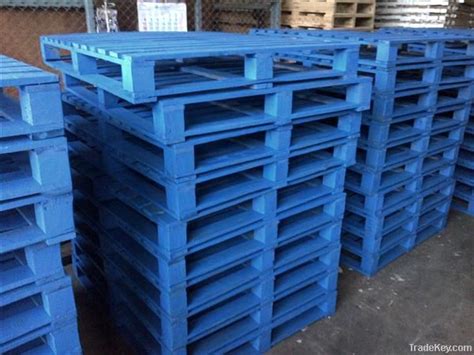 Blue Painted Wooden Pallet By Uglobe Intertrade Co Ltd Thailand