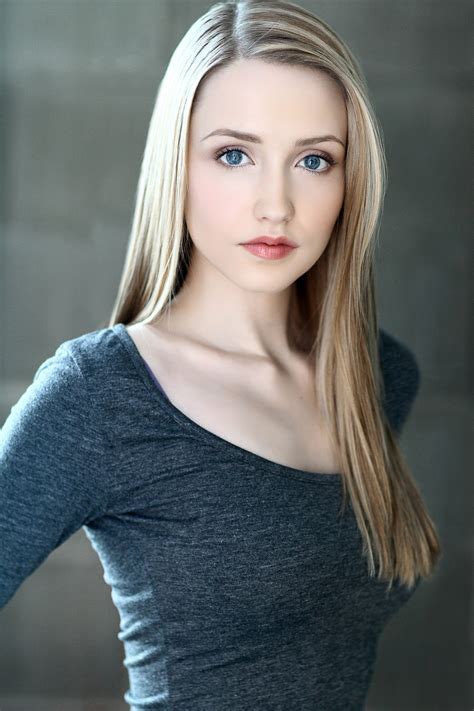 Emily Tennant Nude And Sexy Photos The Fappening