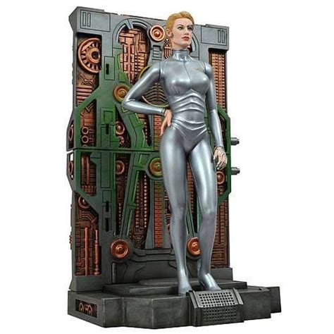 Sci Fi Femme Fatale Sculptures Star Trek Seven Of Nine