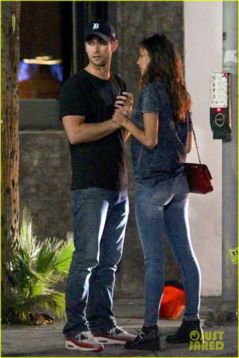 Chace Crawford Gets Cozy With A Girl After A Night Out Photo 3187541