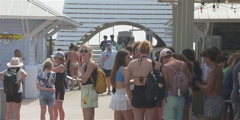 Small Businesses Gearing Up For Spring Break Crowds