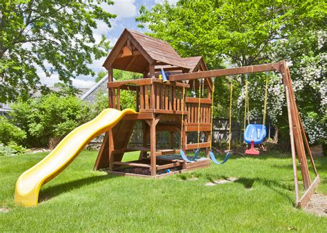 Neighbors File Lawsuit Over Large Playscape For Terminally Ill Child