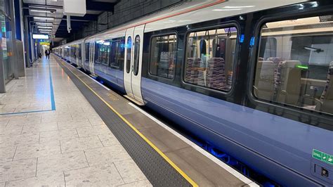 Review Londons Elizabeth Line Vs Heathrow Express Executive Traveller