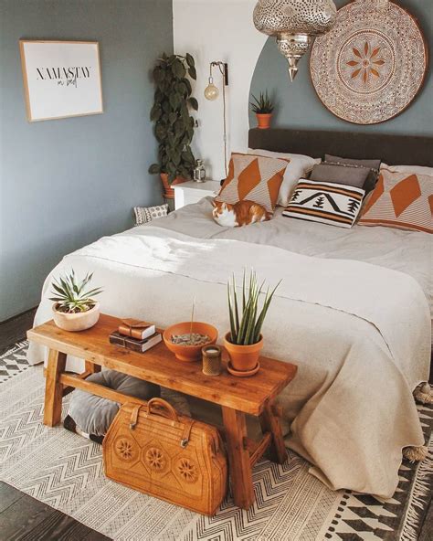 11 Minimalist Bedroom Decorating Ideas Bohemian Bedroom Home Decor Bedroom Bohemian Bedroom