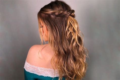 Best Hairstyles For Prom 2022